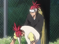 Renji struggles to leave his Gigai.