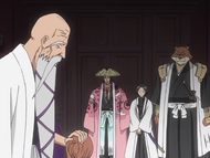 Yamamoto discuss the situation with Unohana, Shunsui, and Komamura.