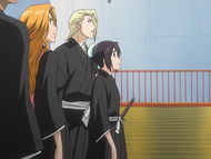 Rangiku and the other lieutenants are stunned to find Sōsuke Aizen's corpse.