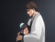 Hinamori hugging Aizen.