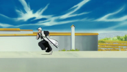 Hitsugaya runs across Seireitei