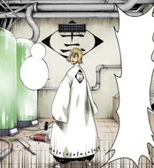 Urahara remodels the 12th Division barracks into a laboratory.