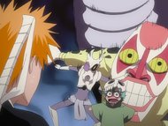 Ichigo unnerves Nel Tu, Pesche Guatiche, and Dondochakka by asserting that they are not family.