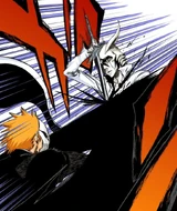 Ichigo attacks Ulquiorra with a Getsuga Tenshō-infused Tensa Zangetsu.