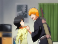 Ichigo demands that Rukia tell him what to do with Sora.