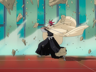 Renji's Bankai suddenly bursts into hundreds of pieces.