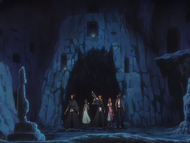 Rukia and her friends find the ruins of a civilization.