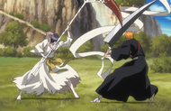 Ichigo blocks Shizuku's attack with Zangetsu.