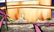Aizen's Fragor destroys the surrounding area.
