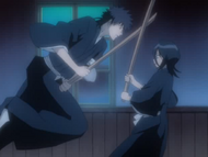 Rukia spars with Aaroniero, whom she believes to be Kaien.