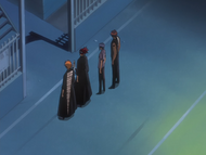 Renji and his friends return to Orihime's apartment at nighttime.