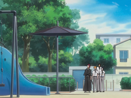 Uryū and his friends reach the park.