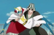 Urahara catches Kon.