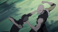 Shishigawara and Ikkaku fight.