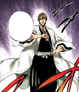 Aizen prepares to attack Renji after the latter refuses to comply.