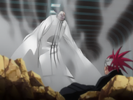 Renji is confronted by Medazeppi.