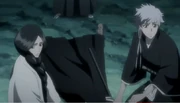 Isane junto a Unohana preparadas para luchar