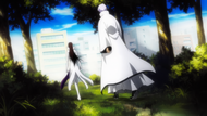 Aizen and Gin arrive in Karakura Town.