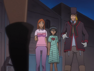 Mabashi confronts Rukia Kuchiki and her friends.