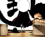 Yhwach walks past Ichibē's remains.