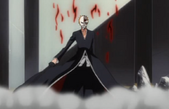 Ichigo dons his Hollow mask.