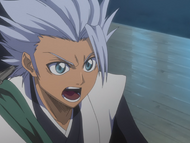 Hitsugaya points out the strangeness of Aizen's letter and last request.