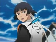 Suì-Fēng zostaje pchnięta nożem przez jednego ze swoich ludzi