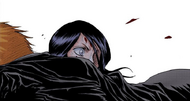 Ichigo collapses into Rukia's arm.