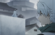 Hitsugaya is confronted by Cang Du.