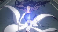 Gin grabs the Hōgyoku from Aizen's disintegrating body.