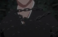 Kazeshini uses Kusarigama Transformation to bind Ichigo Kurosaki.