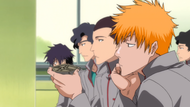 Ep343IchigoDistractedInClass