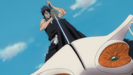 Hisagi stabs Tōsen in the head