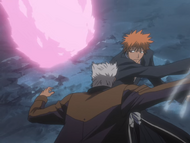 Byakuya attacks Kariya with Ichigo in the way.