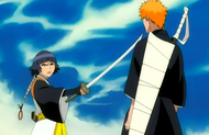 Suì-Fēng holds Ichigo at knife-point