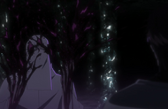 Aizen's condensed Reiatsu erases the fingers of an attendant who tries to restrain him.