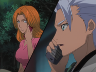 Hitsugaya contacts Rangiku to update her on the situation.