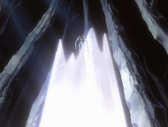 Vecuness is encased in ice by Some no mai, Tsukishiro.