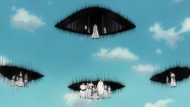 Ep203AizenArmyArrives