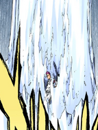 Hitsugaya uses Rokui Hyōketsujin to encase Bazz-B in ice.