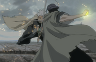 Kusaka blocks Hitsugaya's attack.