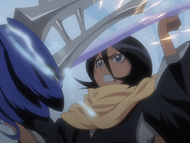 Rukia struggles to hold back Kaien's Shikai, Nejibana.