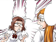 Chizuru questions Orihime over her injuries.