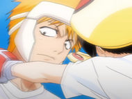 Ichigo manages to dodge Ururu's punch.