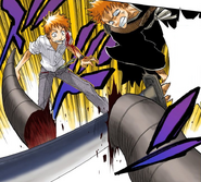 Ichigo cuts off the Millipede-like Hollow's tentacle.