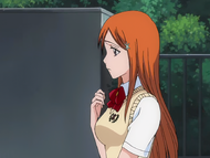 Orihime expresses concern for Ichigo.