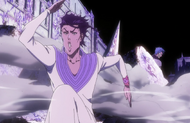Askin survives Grimmjow's attack and flees from him.