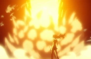 Nelliel observe l'explosion massive causée par son Cero Doble tandis qu'elle est dans sa forme adulte.