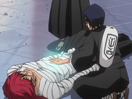 Renji being healed by Hanatarō