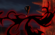 Ichigo prepares to fire a Getsuga Tenshō.